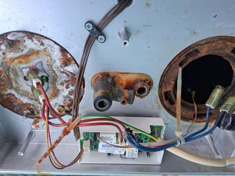 Бойлер Ariston 80 літрів