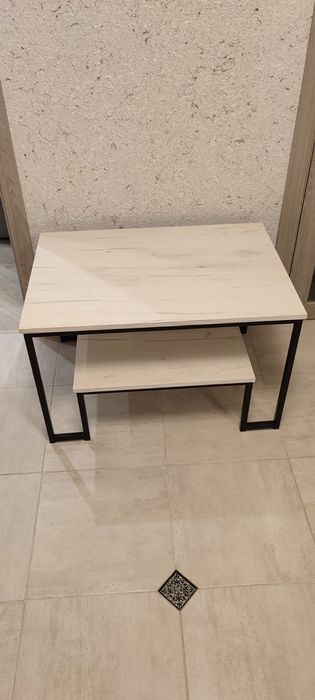 Столик журнальний