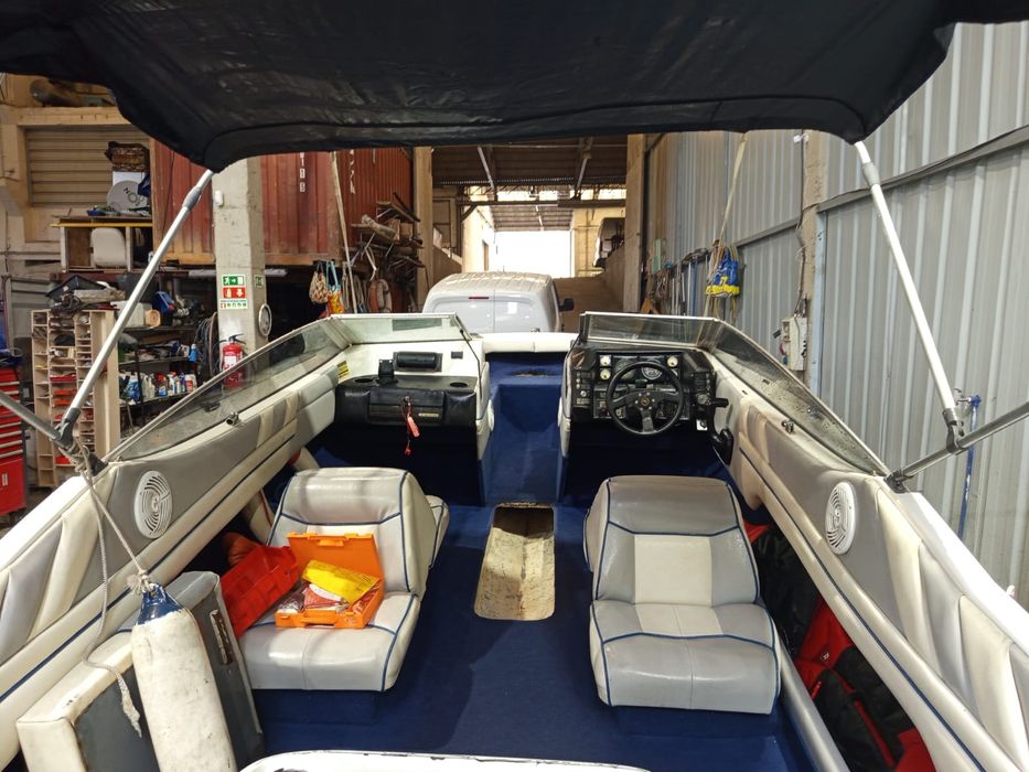 Vendo Bayliner Capri , 4.3 mercruser