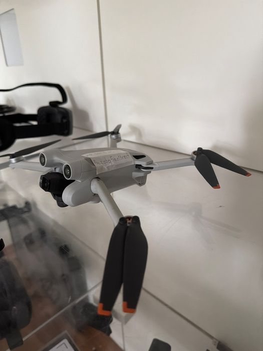 Dron DJI mini 3 pro
