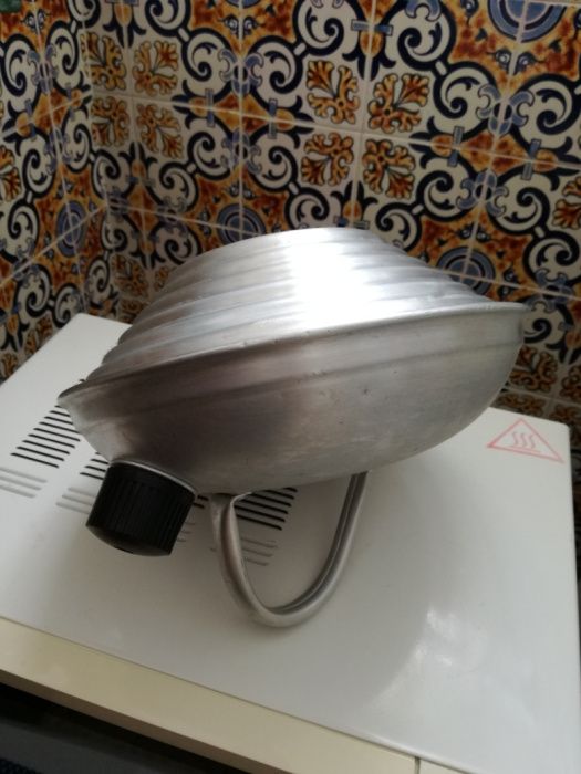 Chaleira antiga em aluminio