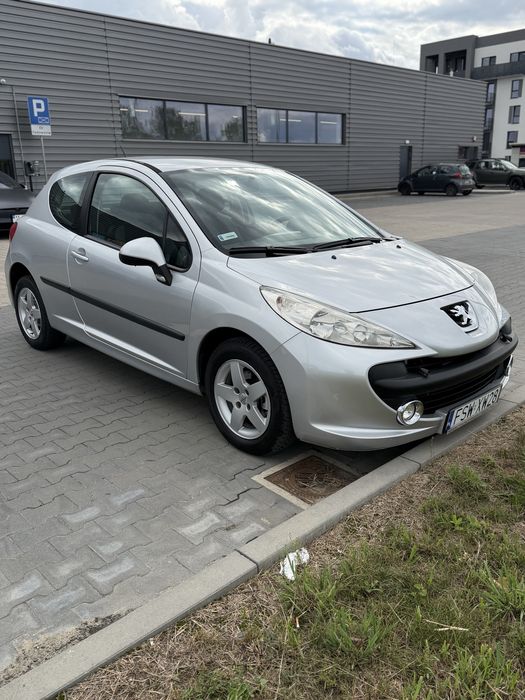 Sprzedam Peugeot 207