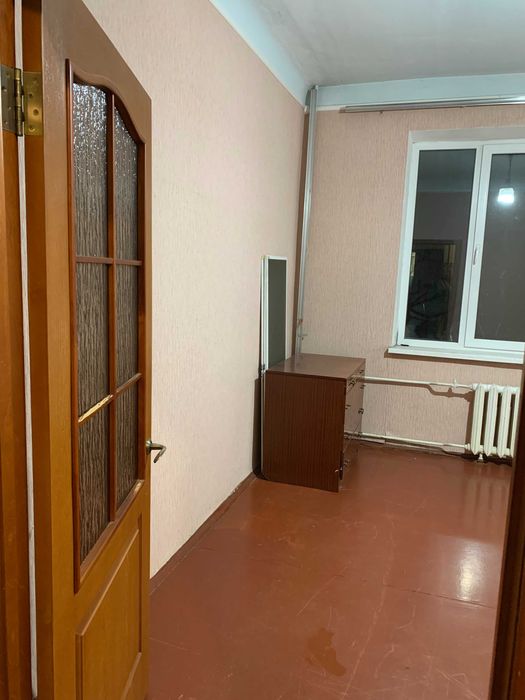 Світла 3-кімн сталінка 73 м², 3 поверх, центр 9 кв. ЮГОК, без ріелтора