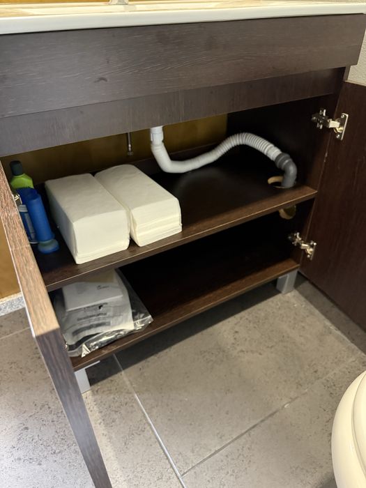 casa de banho (movéis/espelho e sanita)