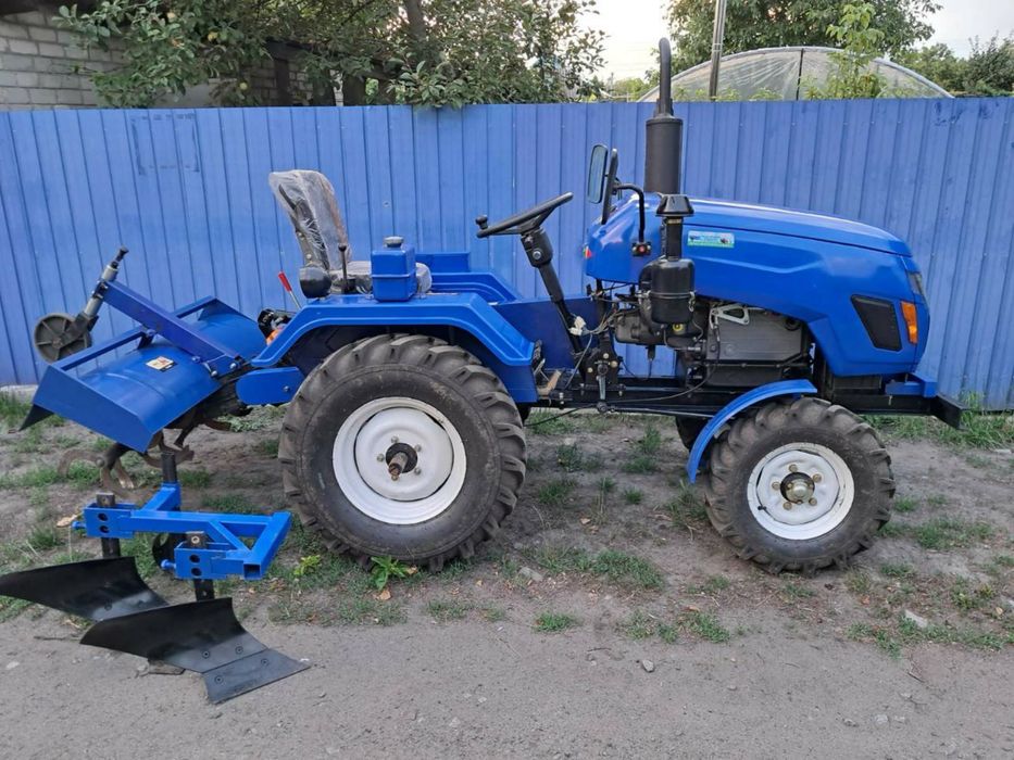 Срочно Мінітрактор Форте 20 кс з приладдям та новим акумулятором