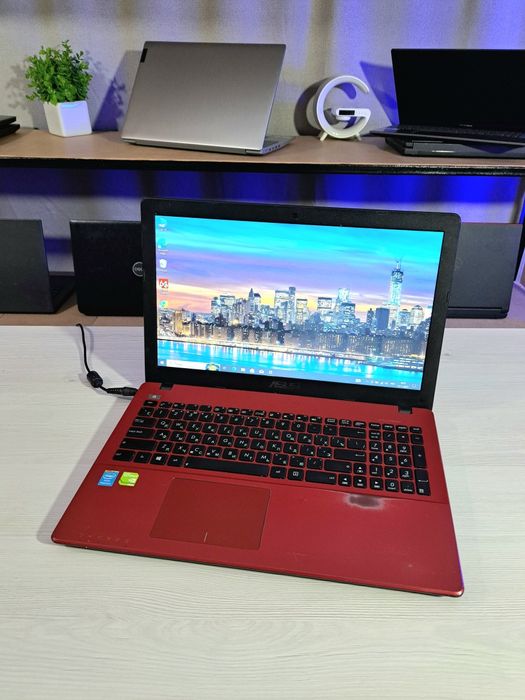 Ноутбук Asus/Pentium 2117U/4 Gb/SSD 128 Gb/Nvidia GeForce 720M 2 Gb