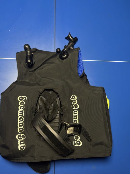 kamizelka wypornosciowa jacket seemansub