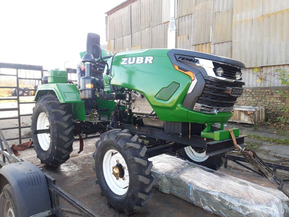 Трактор Зубр 250 22 лошади + фреза и плуг
