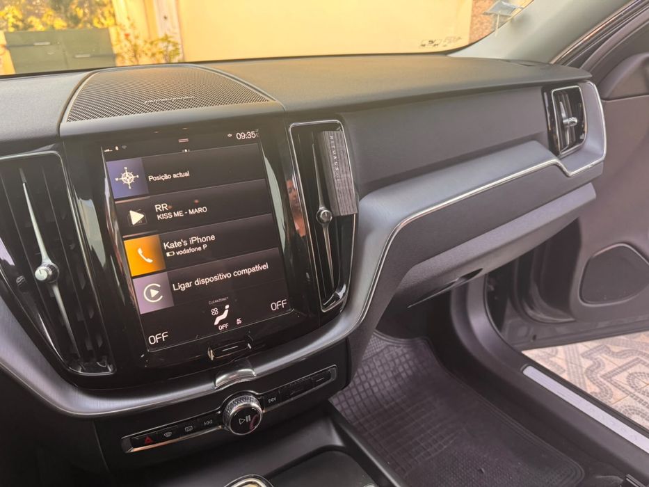 Volvo XC60 D40 momentum — photo 4