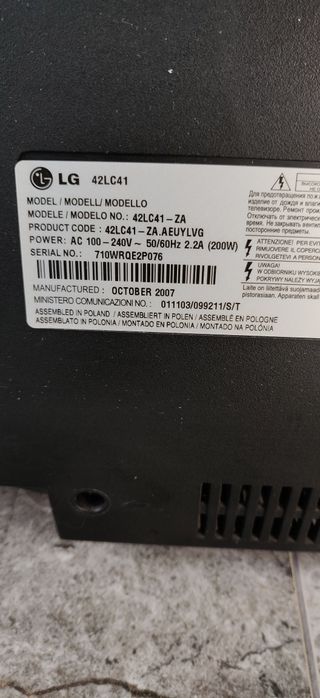 Tv . LG 42" model 42LC41