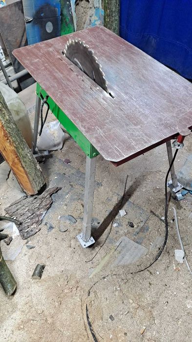 Krajzega 230V piła stołowa