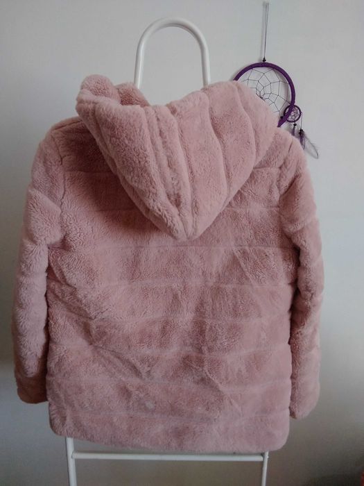Casaco pelo rosa com capuz tamanho S