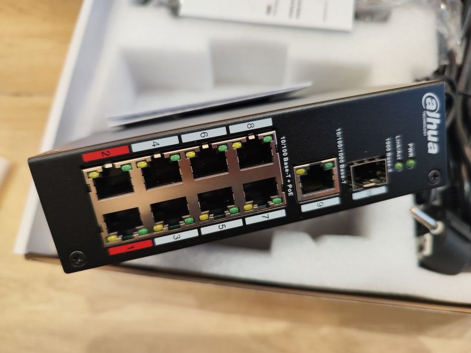Комутатор мережевий POE Dahu DH-PFS3110-8ET-96