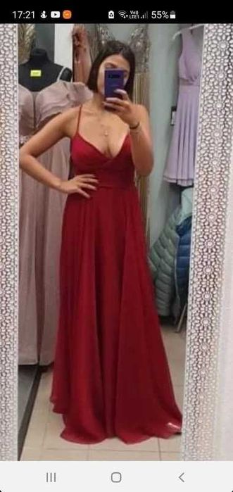 Bordowa sukienka