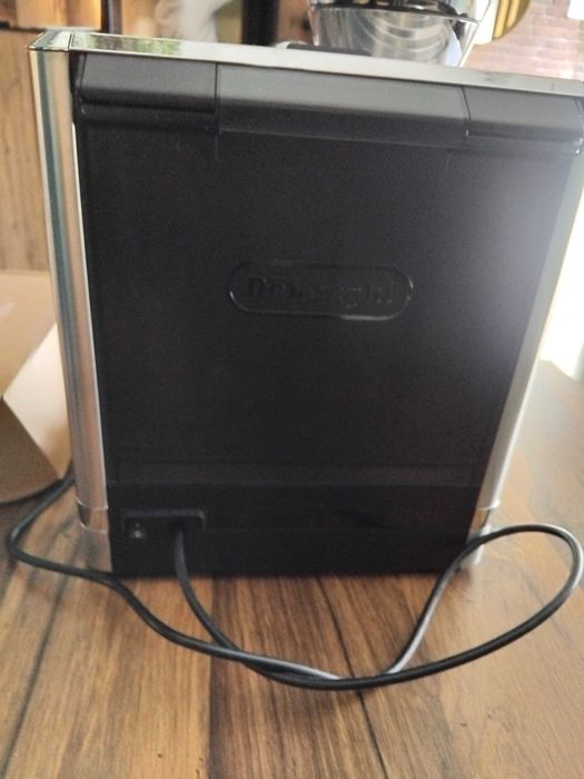 Máquina de café DeLonghi