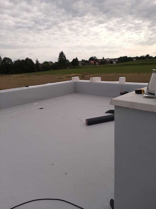 Dekarz dachy płaskie membrana papa naprawy serwis