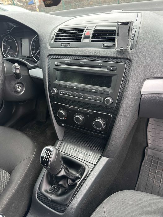 Продам Skoda Octavia A5 2011 можлива розстрочка,кредит!