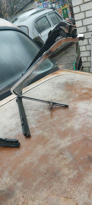 Газ 21 передние форточки