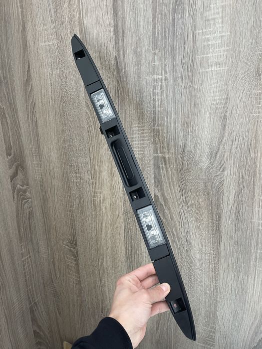 Планка підсвітки номера Bmw e46 e53 е83 кнопка багажника bmw Х3 X5 E46
