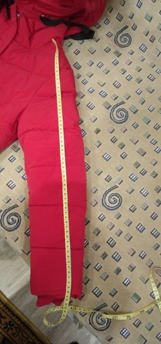 Продам детскую зимнюю куртку