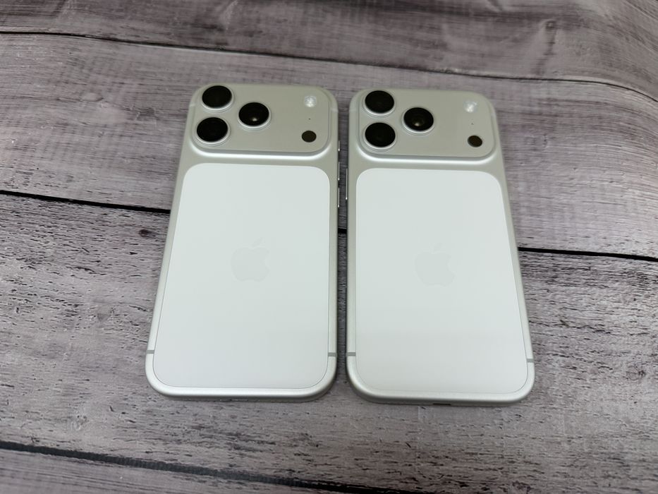New Iphone 17 Pro 256gb neverlock Global Silver 1230$