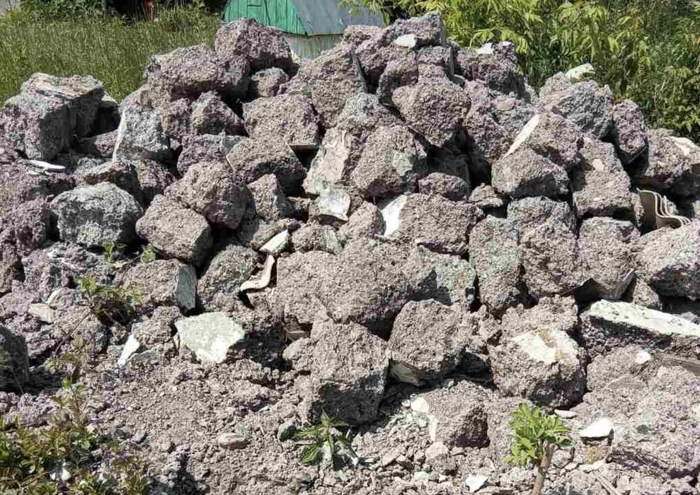 Віддам безкоштовно будівельне сміття, шлак