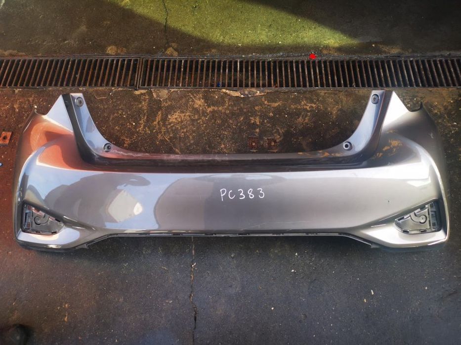 TOYOTA YARIS P13 2018 PARA CHOQUES TRÁS - PC383