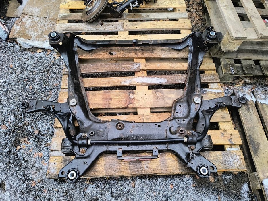 Ford Mondeo MK4 lift - Sanki Belka zawieszenia przód Wózek Trawers