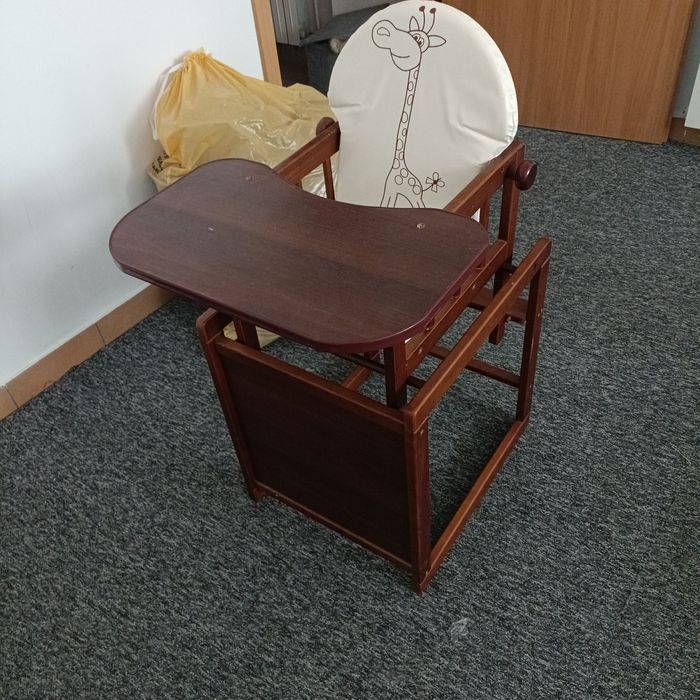 Krzeselko stolik dla dziecka