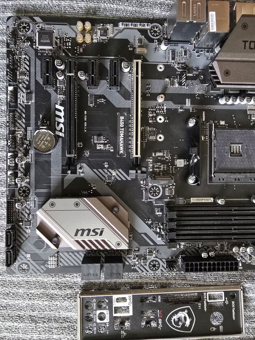 Msi B450 Tomahawk64738939664515121