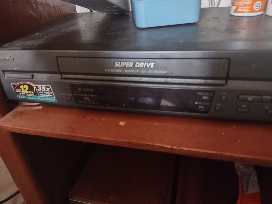 Відеомагнітофон Panasonic