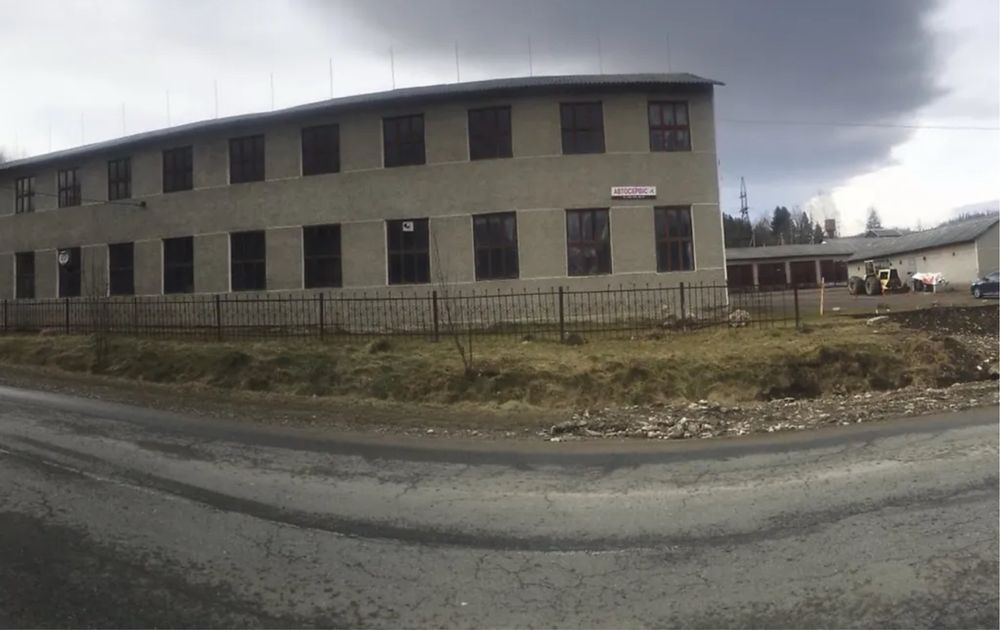 Продам  комерційний обʼєкт (завод)+ земля