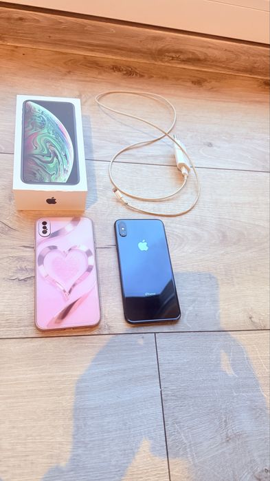 Apple Iphone XS MAX 64 Gb bateria 79% pudelko ladowarka