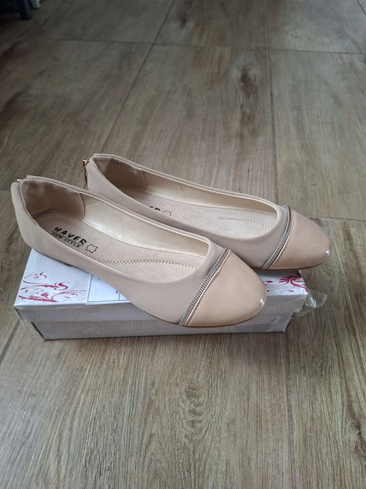 Baleriny 39, wkładka 25cm