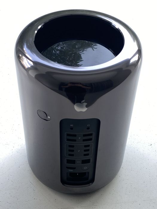Mac Pro 6.1 Dual AMD D700, Intel Xeon 12 core 2,7 ГГц, ssd 1tb, RAM 64
