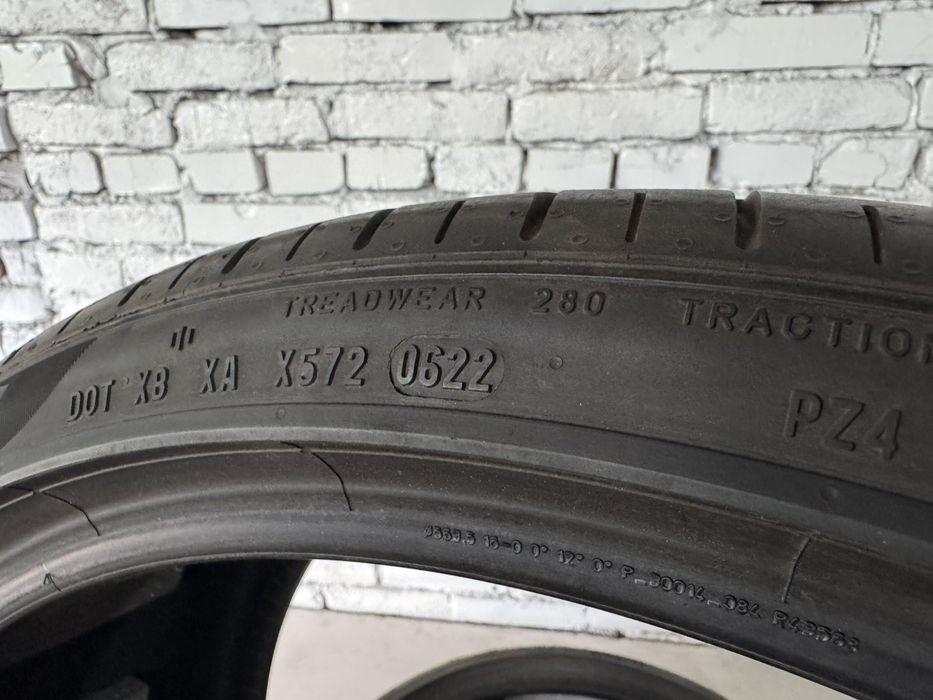 Літні шини Pirelli 285/30 ZR22
