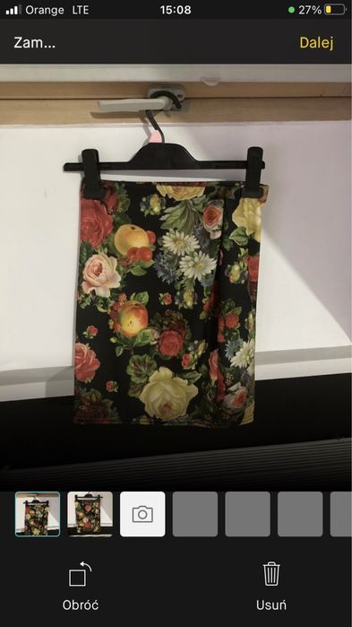 spodnica w kwiaty