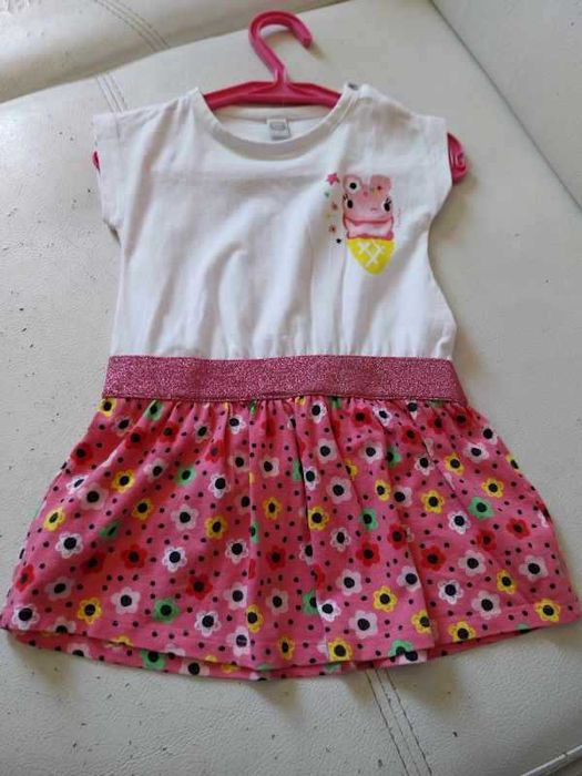 Pack de roupas em tons de rosa e branco da marca Tuc Tuc