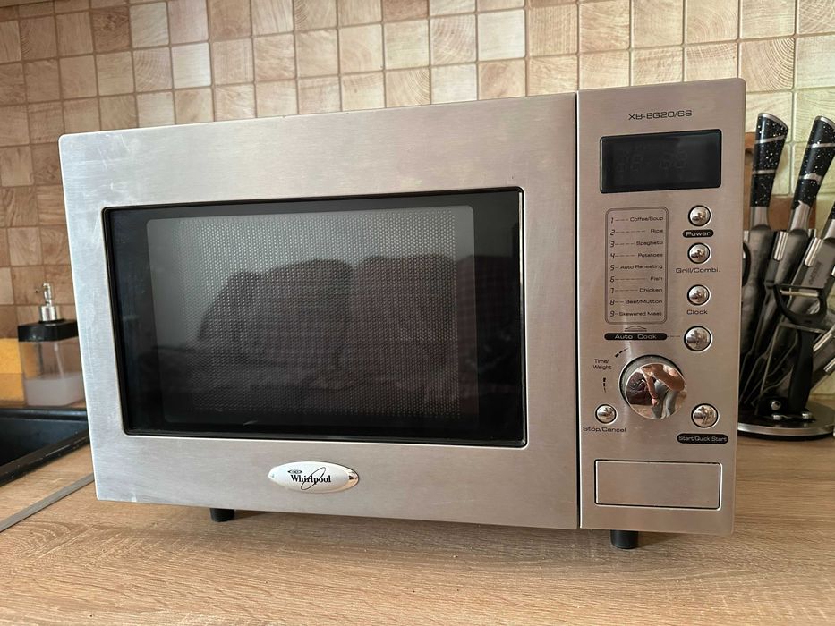 Мікрохвильова піч Whirlpool XB-EG20SS