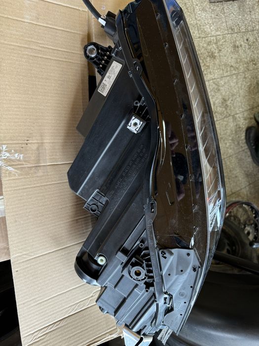 Lampa prawa SKODA SUPERB 4 IV full LED jak NOWA