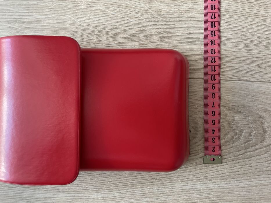 Czerwona torebka na ramię — mini crossbody