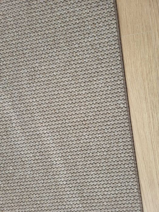 Tapete Castanho 2,40×2,30 - Como Novo