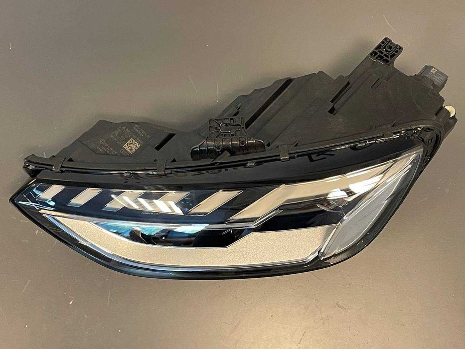 Prawa Lewa Lampa Reflektor AUDI A4 B9 8W0 Lift Full Led