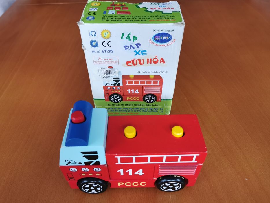 Drewniany Wóz Strażacki do Składania 3+ / Edukacyjna