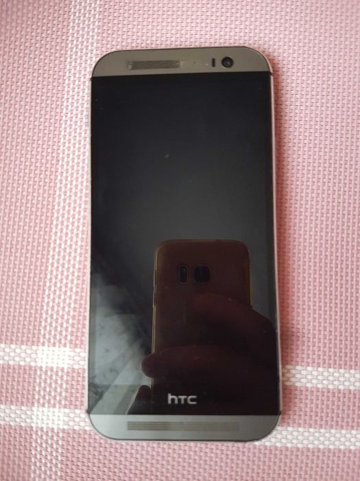 HTC One M8s робочий