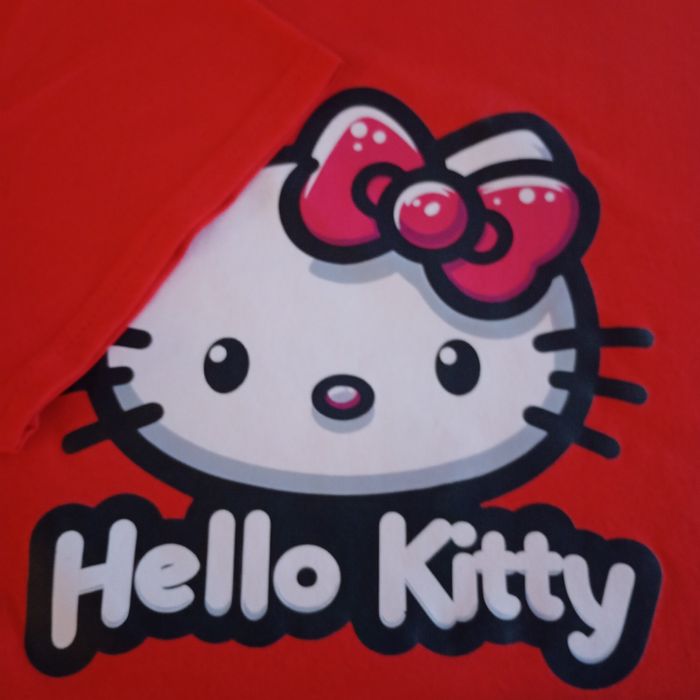 Koszula t-shirt z grafiką  personalizowana Hello Kitty choinka prezent