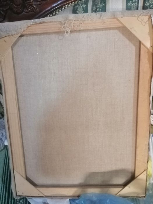 Натюрморт "Кувшин с красными цветами"