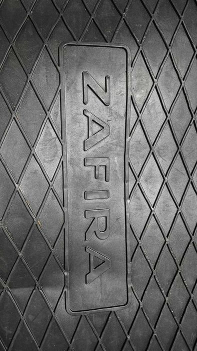 Opel Zafira Tourer tapetes borracha + bagageira