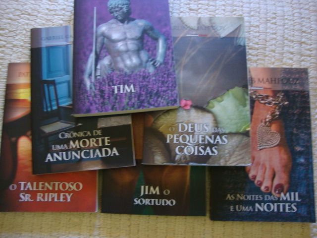 Lote Livros Biblioteca Sábado