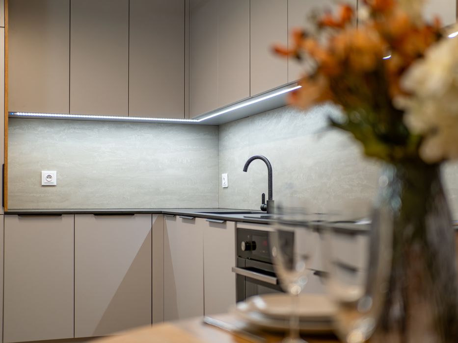 Sky Jagodno- apartament z jacuzzi na doby.